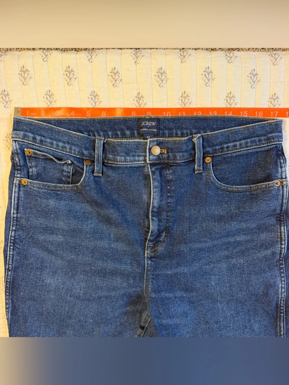 J.Crew Classic Vintage Dark Wash Straight Leg Jeans Raw Hem – Size 32